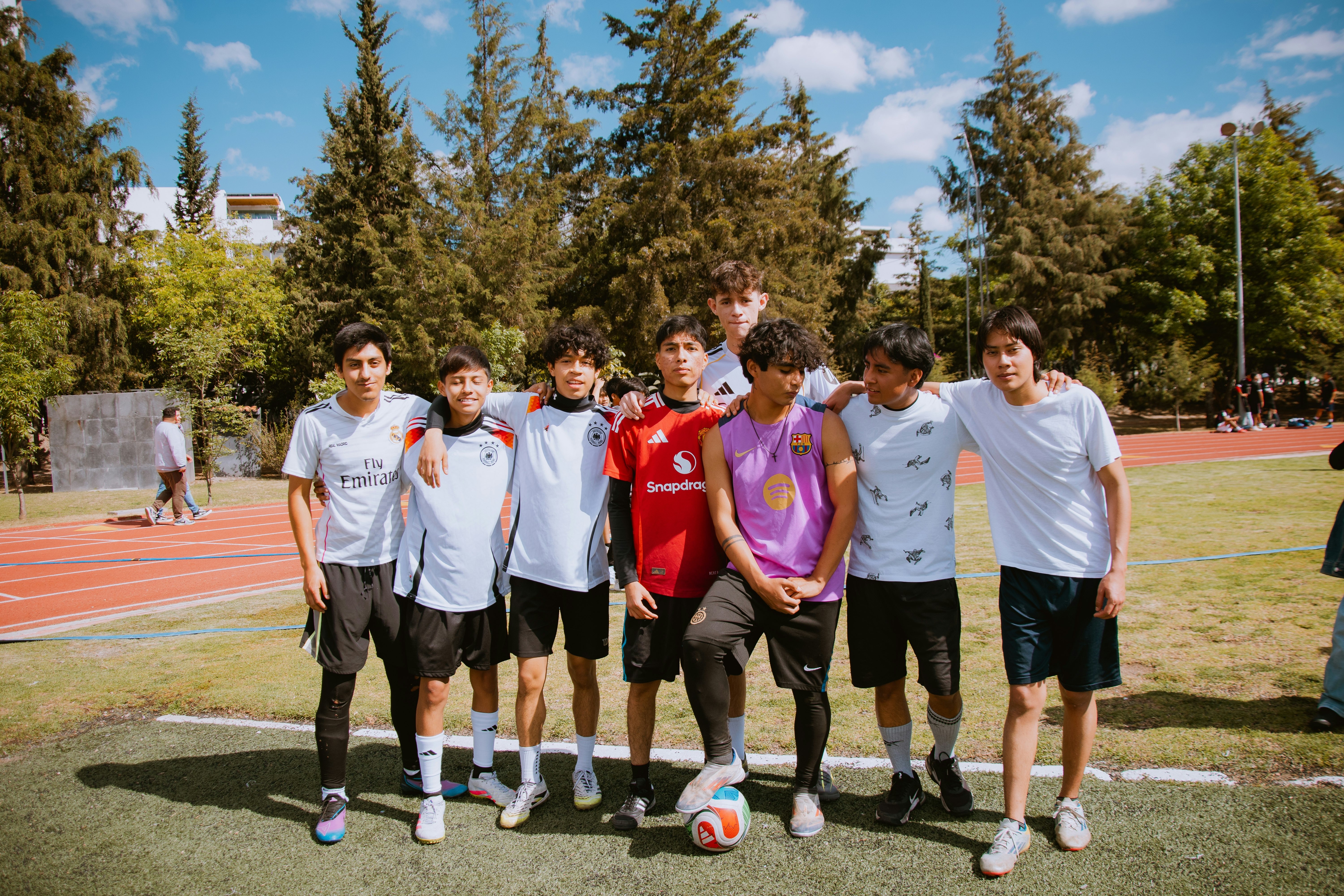 ATP总决赛 辛纳笑到最后