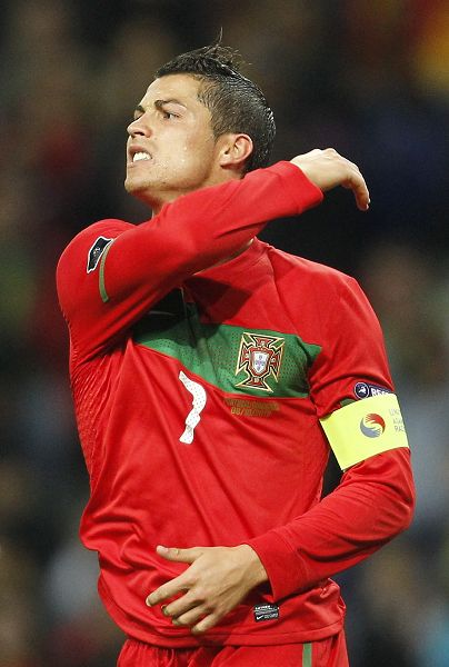 边路强攻 边路强攻